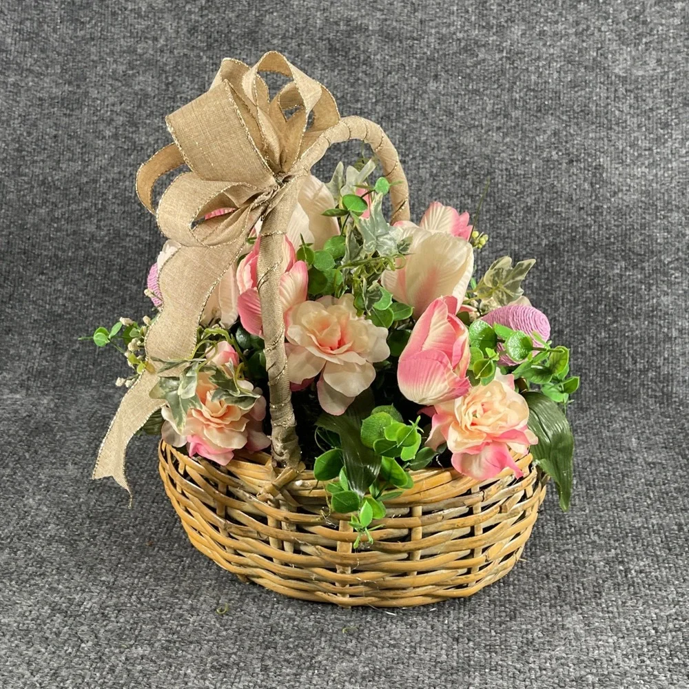 * Spring Tulip Basket Centerpiece